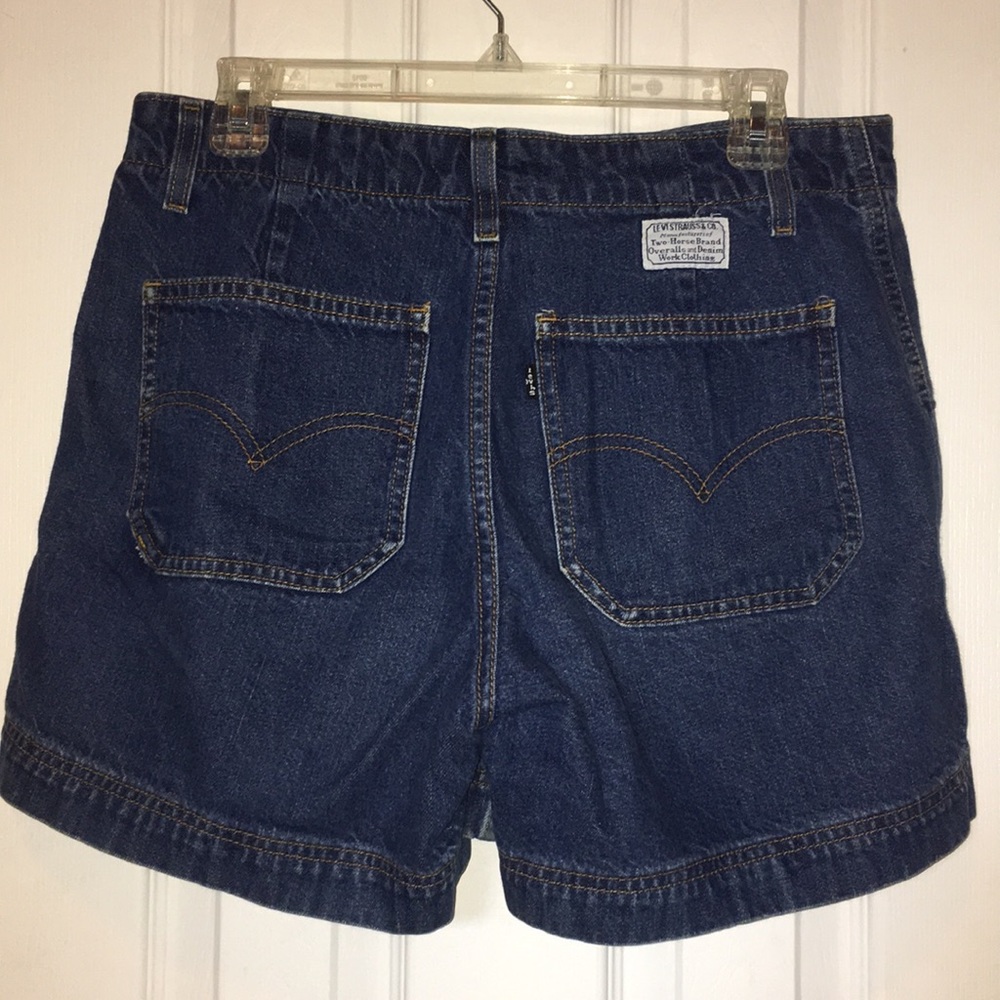 Vintage 90’s Levi’s shorts